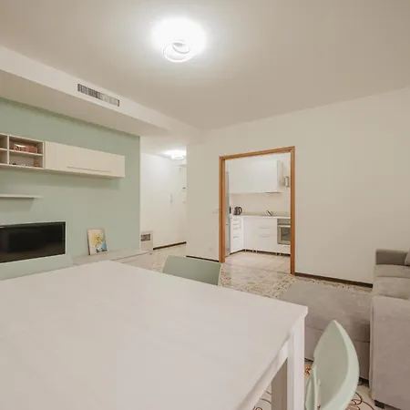 Apartamento Viky Flat - 15 Min From Venice & Free Parking