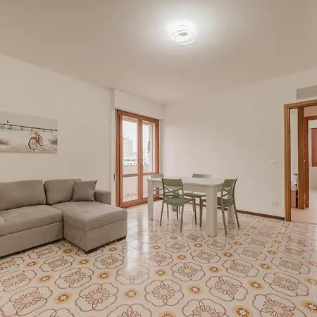 Viky Flat - 15 Min From Venice & Free Parking Apartamento