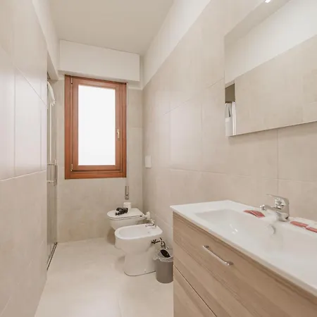 Viky Flat - 15 Min From Venice & Free Parking *